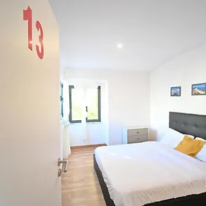 https://7-requinte-hostel.hotels-lisbon-portugal.com